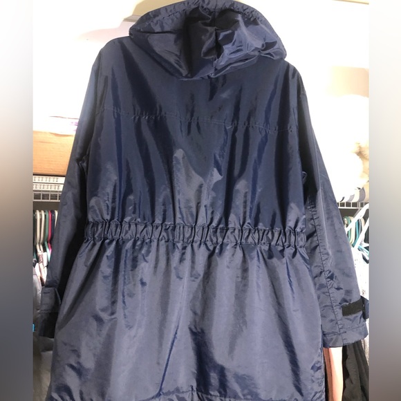 IZOD WOMEN’S LINED NAVY JACKET WITH HOOD - Picture 5 of 7